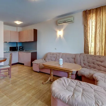 дриймбг - парадайз дриймс, влас スヴェティ・ヴラス