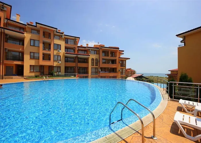 Апартаменти дриймбг - парадайз дриймс, влас